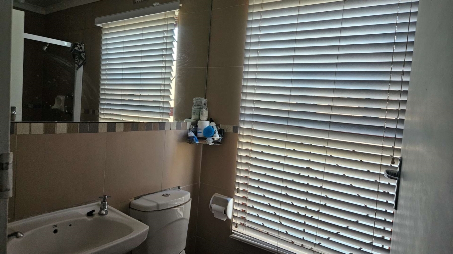 3 Bedroom Property for Sale in Elsies River Western Cape